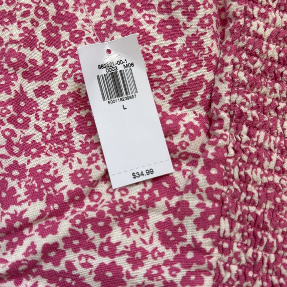 Old Navy Large Pink & White Floral Sleeveless Dress
NWT - Picture 3 of 4
